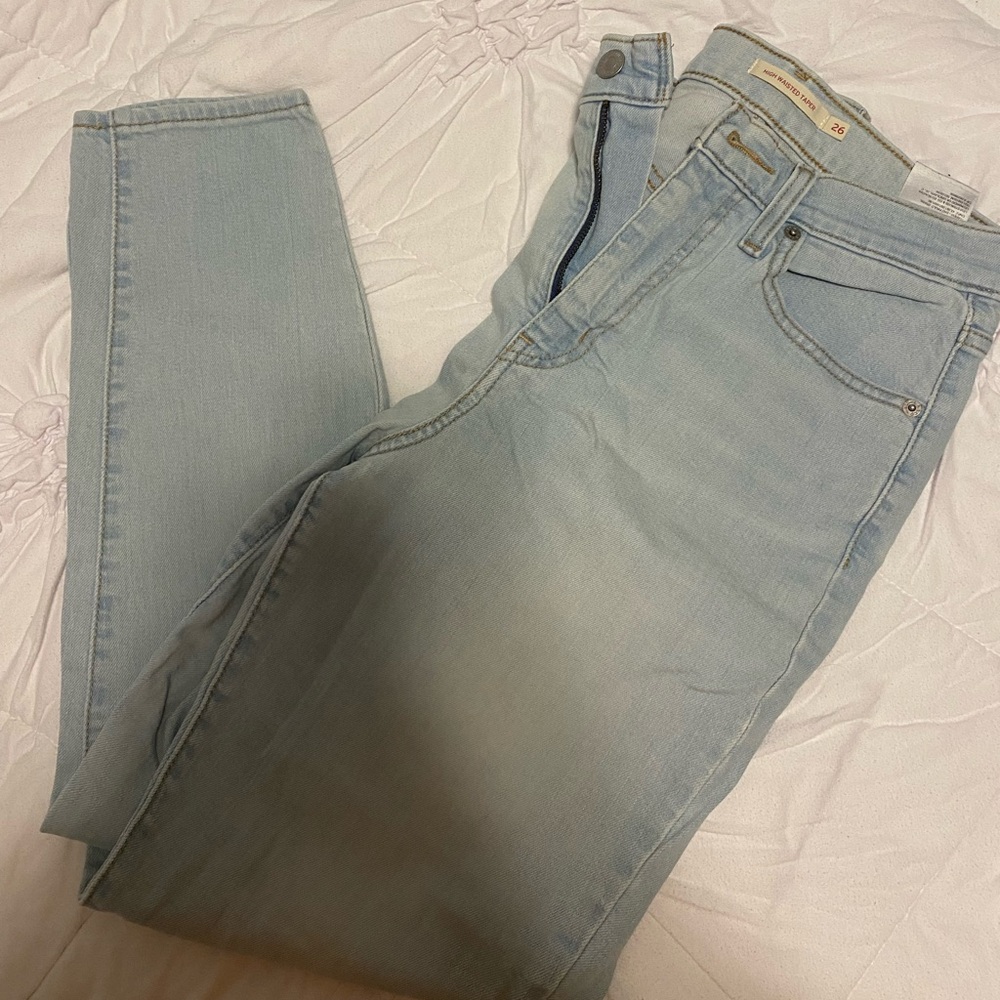 LEVI’s Light Blue Women's high waisted straight jeans